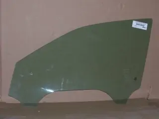 2004 - 09 CADILLAC SRX -  levé přední okno