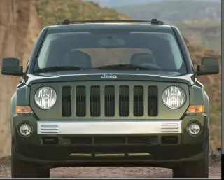 2007 - 17 Jeep Patriot - čelní okno