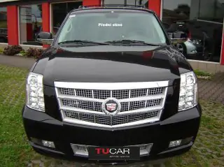 2007-14 CADILLAC ESCALADE, CHEVROLET  AVALANCHE, TAHOE  - Čelní okno