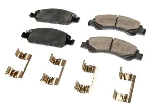  Brzdové destičky - přední