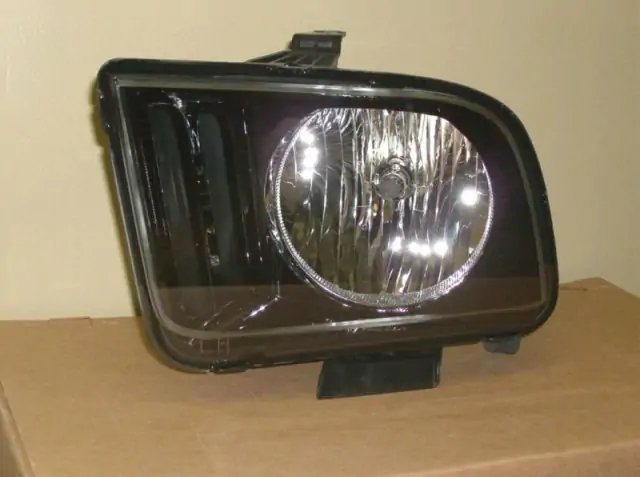 Přední světlo levé