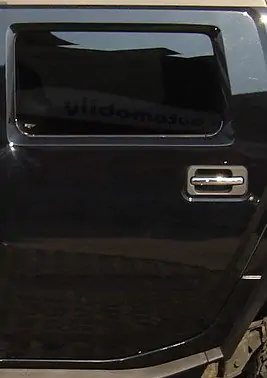 Dveře zadní - levé