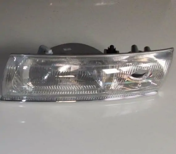 Přední světlo levé