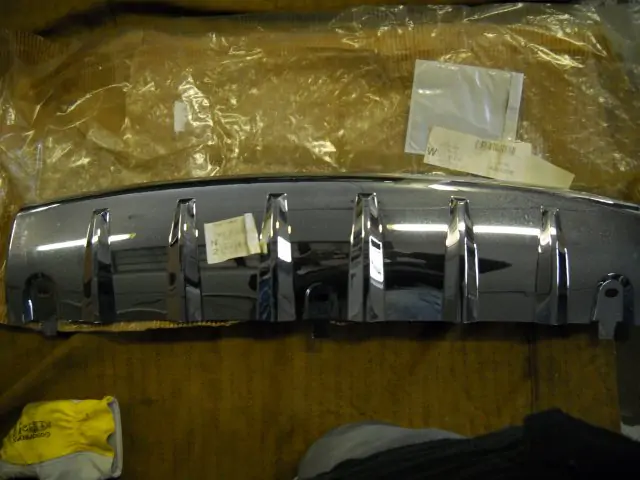 Ochranný kryt nárazníku + motoru