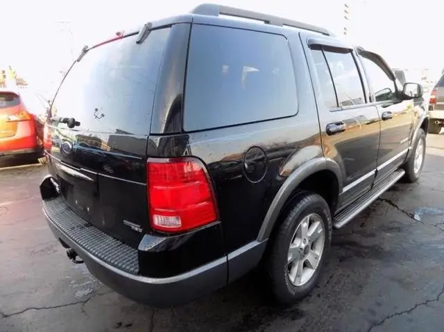 Boční okno - pravé zadní  dveře Explorer