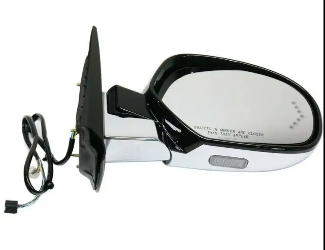 07-14 CADILAC  ESCALADE -  pravé zrcátko