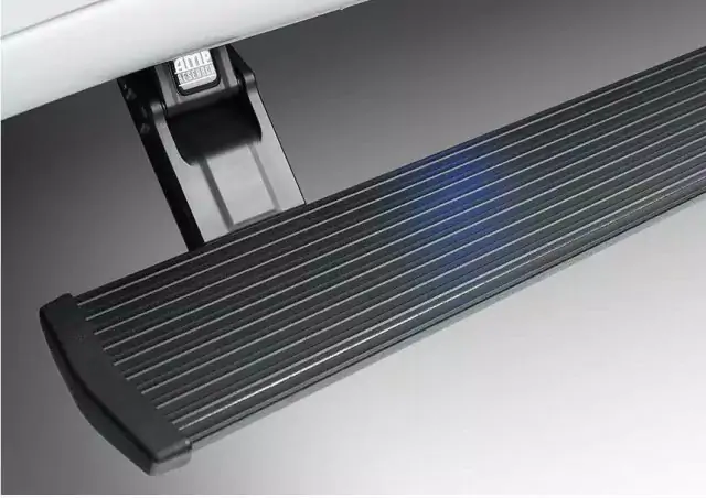 2019 - 23 Chevrolet Silverado , GMC Sierra - elektrické nášlapy