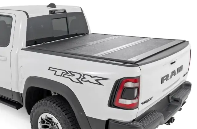 Hard Tri-Fold Tonneau Cover, korba 5,7 palců bez Ramboxů
