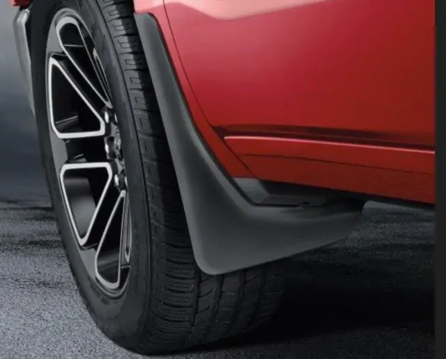 Zástěrky přední pro Ram DT - s  originálními lemy blatníků