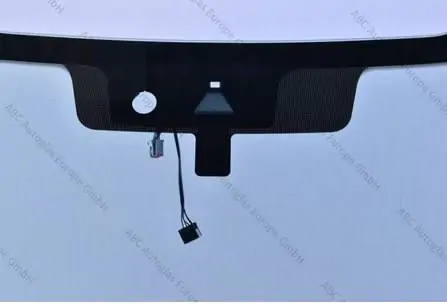 2018  - 20 FORD F-150  - Čelní okno